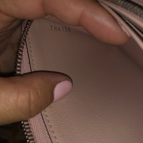 🌸LV Monogram Mahina Mahina Wallet🌸 - Picture 7 of 8